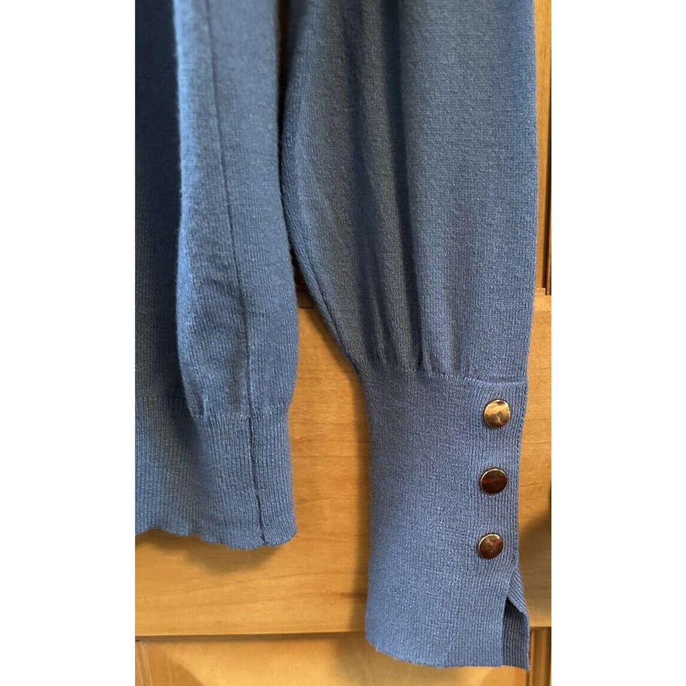 V267 NWOT, Arianna By Howards Women’s BLUE Turtleneck Gold Snaps Sweater Sz LG - Picture 8 of 11